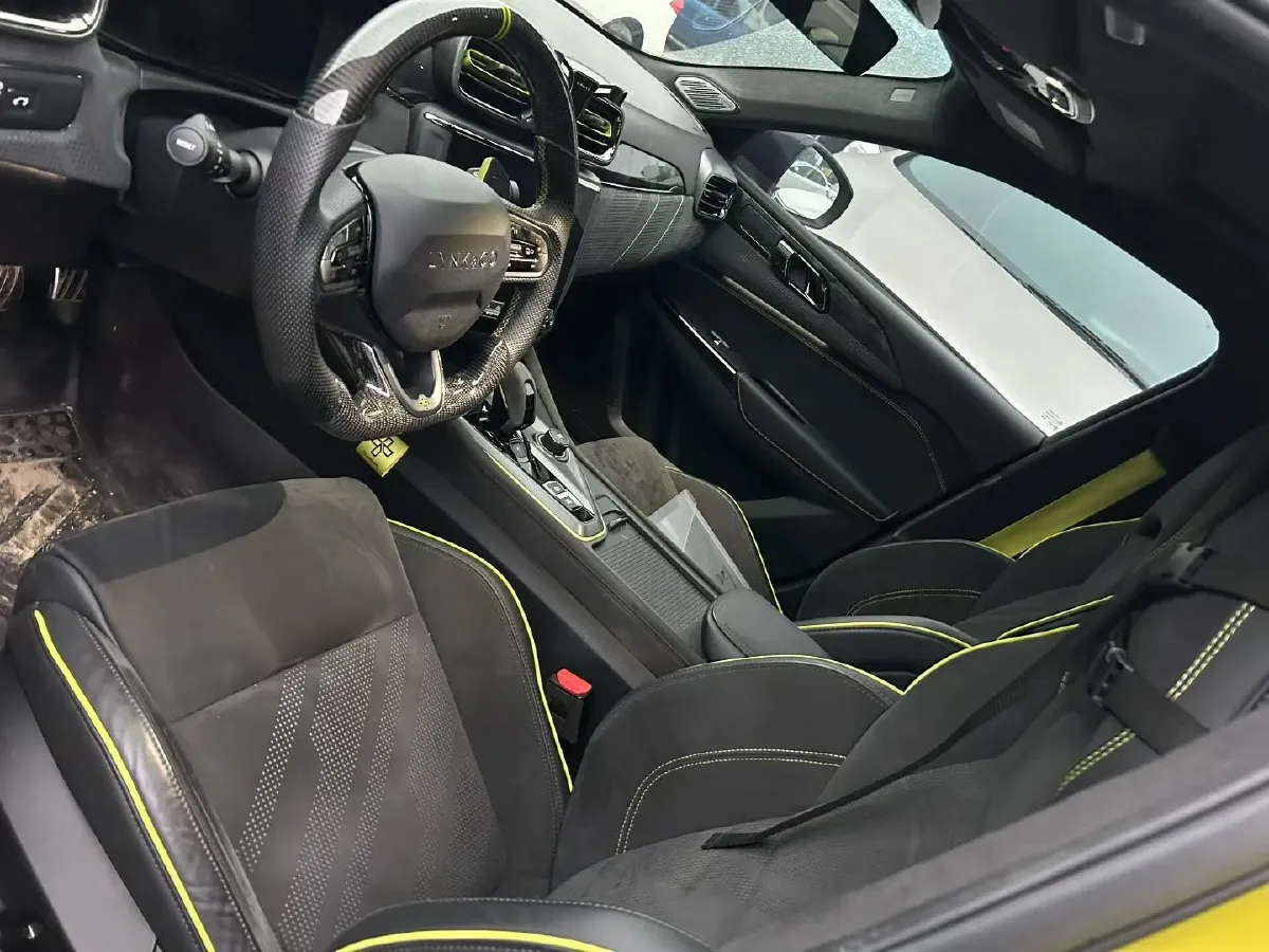 2021 LYNK&CO 03 2.0T 254HP L4 8AT,autocango,china used car exporter,china ev exporter,chinese used car exporter,chinese used ev exporter