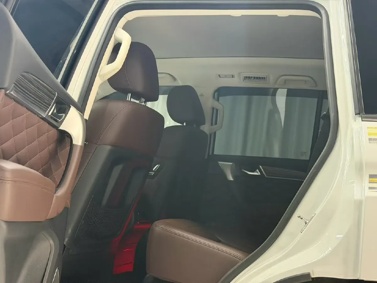 2020 Haval H9 2.0T 224HP L4 8AT,autocango,china used car exporter,china ev exporter,chinese used car exporter,chinese used ev exporter