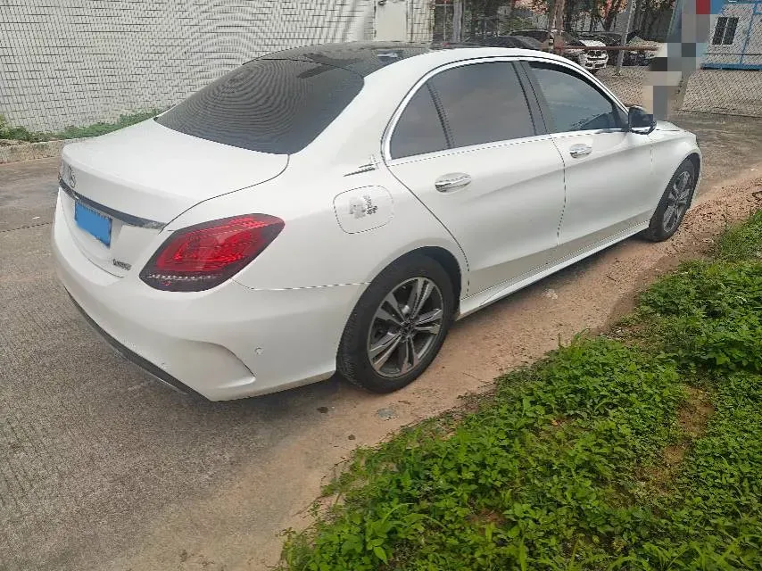 2021 Mercedes-Benz C Class 1.5T 156HP L4 9AT,autocango,china used car exporter,china ev exporter,chinese used car exporter,chinese used ev exporter