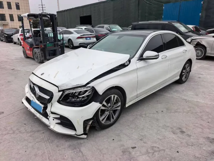 2021 Mercedes-Benz C Class 1.5T 156HP L4 9AT,autocango,china used car exporter,china ev exporter,chinese used car exporter,chinese used ev exporter