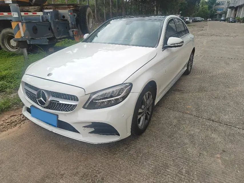 2021 Mercedes-Benz C Class 1.5T 156HP L4 9AT,autocango,china used car exporter,china ev exporter,chinese used car exporter,chinese used ev exporter