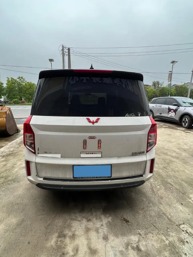 2021 WuLing ZhengChen 1.5T 147HP L4 6MT,autocango,china used car exporter,china ev exporter,chinese used car exporter,chinese used ev exporter
