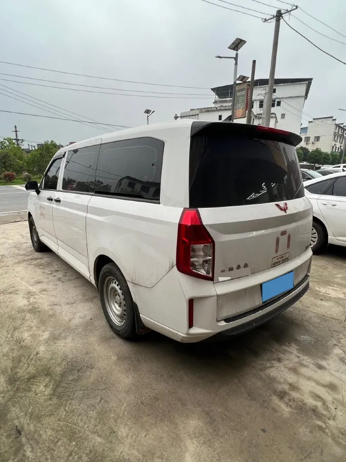 2021 WuLing ZhengChen 1.5T 147HP L4 6MT,autocango,china used car exporter,china ev exporter,chinese used car exporter,chinese used ev exporter