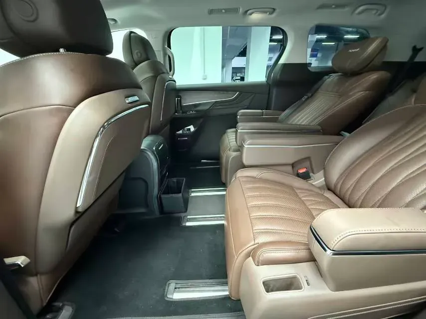 2022 Roewe iMAX8 BEV 90KWH,autocango,china used car exporter,china ev exporter,chinese used car exporter,chinese used ev exporter