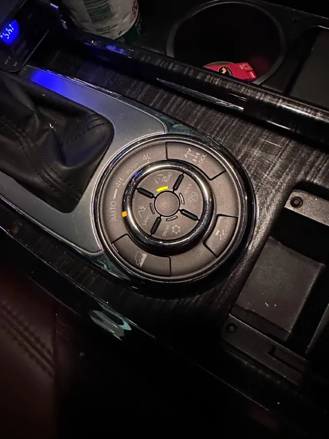 2018 Nissan Patrol 4.0L 279HP V6 7AT,autocango,china used car exporter,china ev exporter,chinese used car exporter,chinese used ev exporter