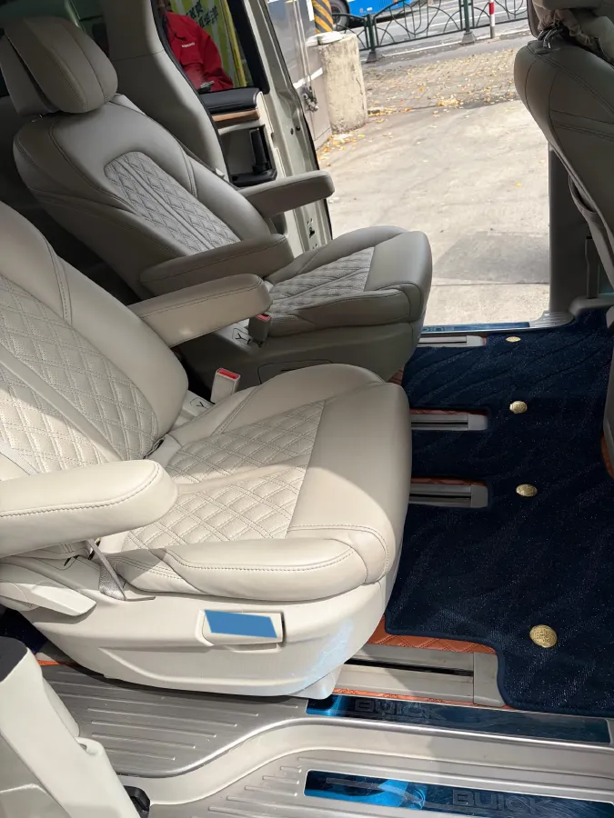 2018 Buick GL8 2.0T 260HP L4 6AT,autocango,china used car exporter,china ev exporter,chinese used car exporter,chinese used ev exporter