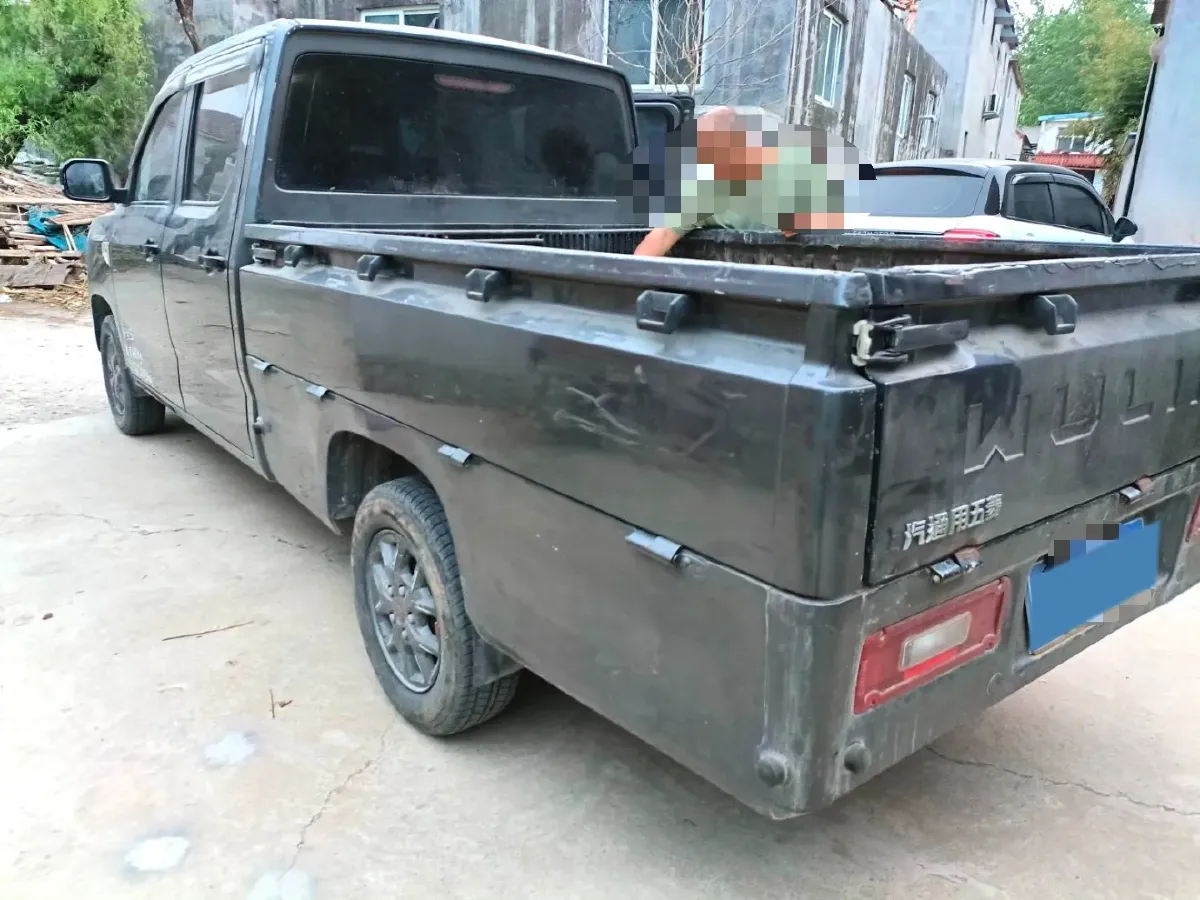 2021 WuLing ZhentTu 1.5L 99HP L4 5MT,autocango,china used car exporter,china ev exporter,chinese used car exporter,chinese used ev exporter