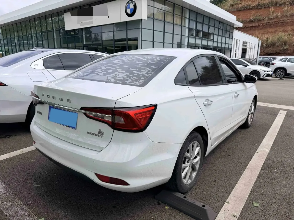 2020 Roewe i5 1.5L 120HP L4 CVT,autocango,china used car exporter,china ev exporter,chinese used car exporter,chinese used ev exporter