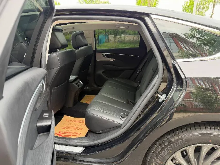 2025 Buick Larcosse 2.0T 237HP L4 9AT,autocango,china used car exporter,china ev exporter,chinese used car exporter,chinese used ev exporter