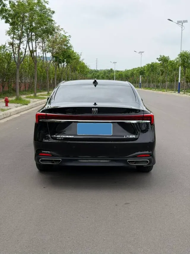2025 Buick Larcosse 2.0T 237HP L4 9AT,autocango,china used car exporter,china ev exporter,chinese used car exporter,chinese used ev exporter