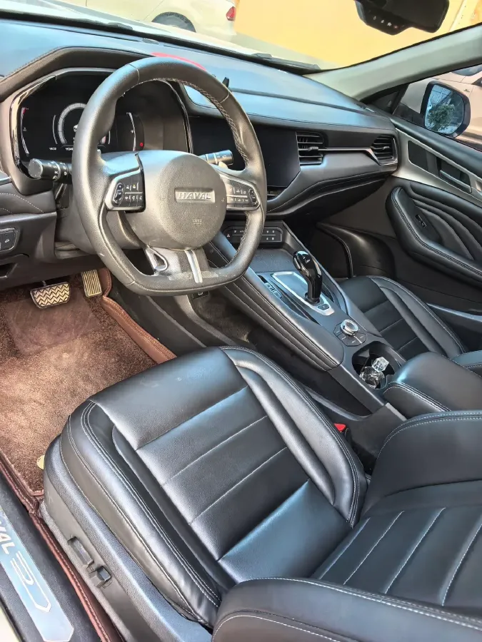 2019 Haval F7 1.5T 169HP L4 7DCT,autocango,china used car exporter,china ev exporter,chinese used car exporter,chinese used ev exporter