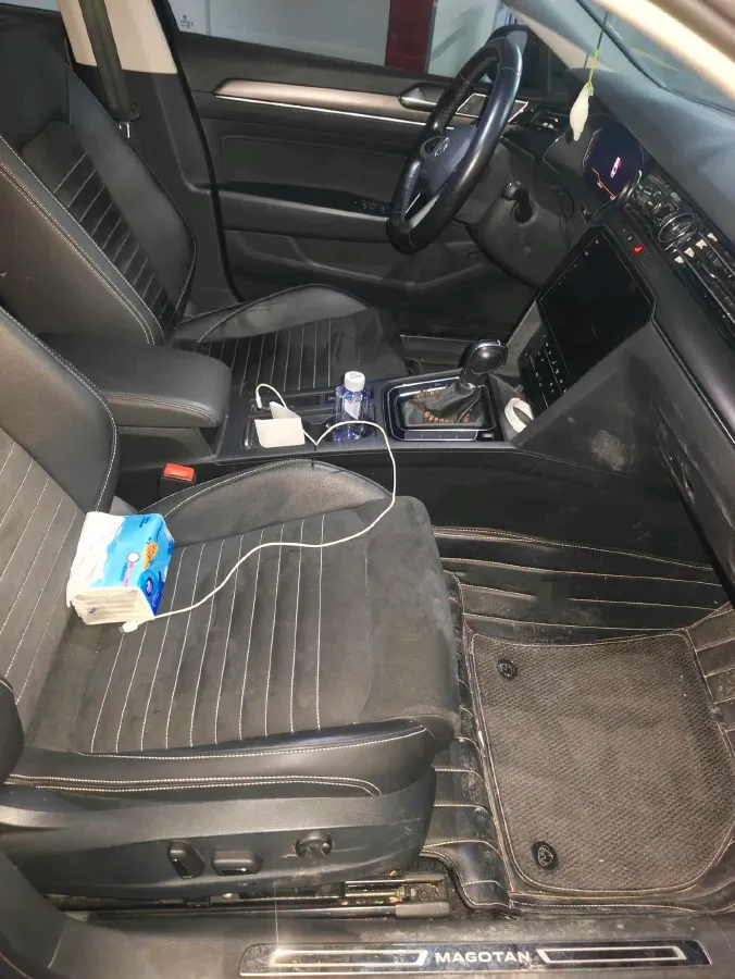 2020 Volkswagen Magotan 2.0T 220HP L4 7DCT,autocango,china used car exporter,china ev exporter,chinese used car exporter,chinese used ev exporter