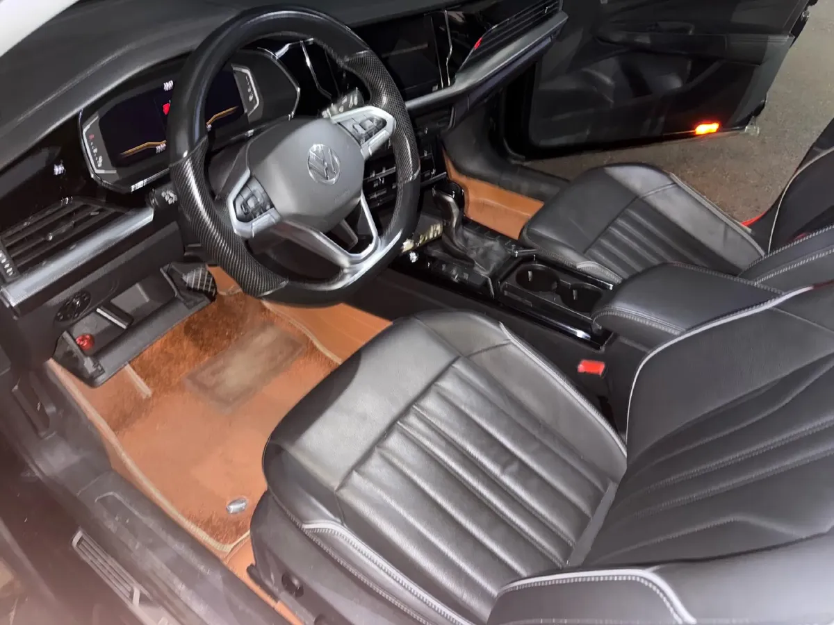 2022 Skoda Kodiak GT 2.0T 186HP L4 7DCT,autocango,china used car exporter,china ev exporter,chinese used car exporter,chinese used ev exporter