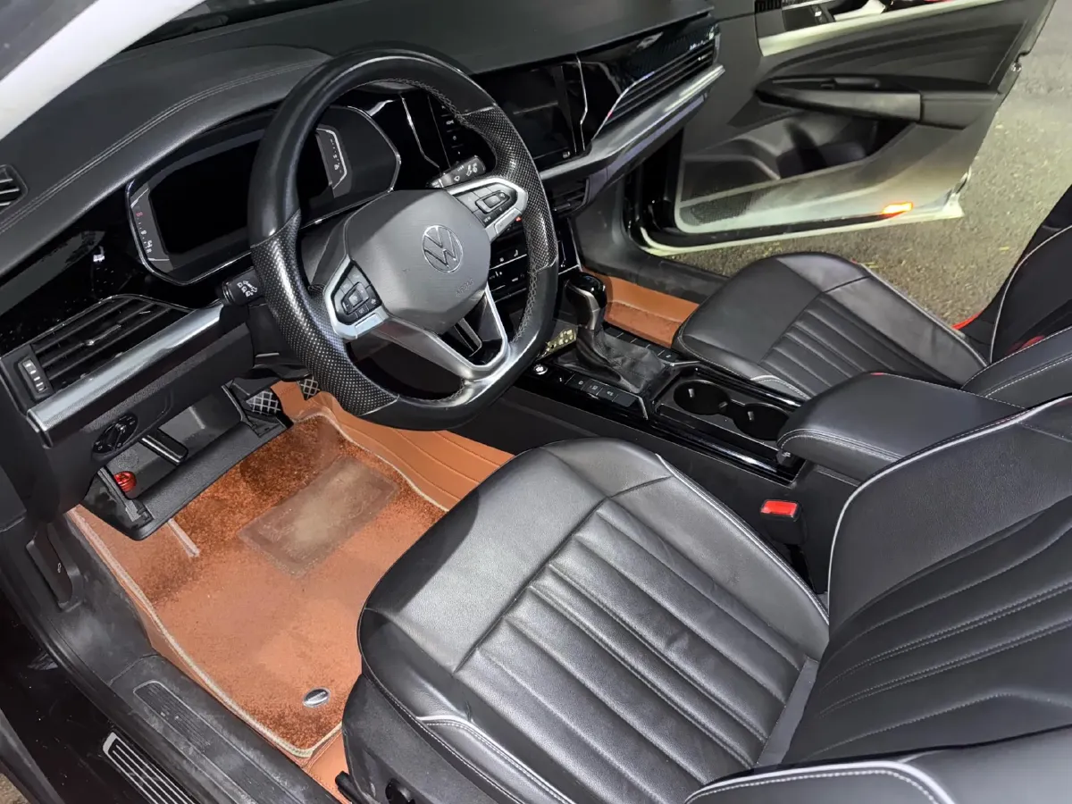 2022 Skoda Kodiak GT 2.0T 186HP L4 7DCT,autocango,china used car exporter,china ev exporter,chinese used car exporter,chinese used ev exporter