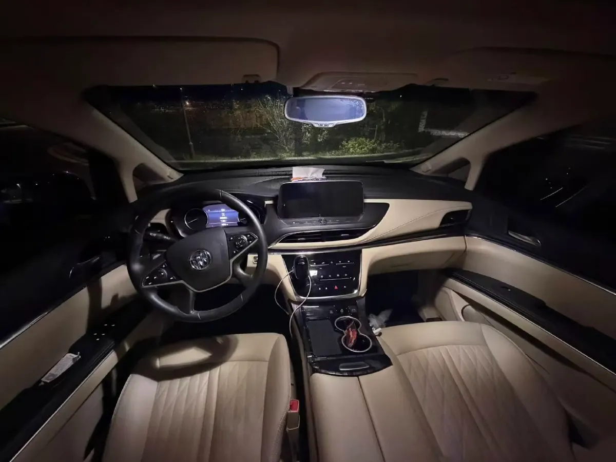 2023 Buick GL8 2.0T 237HP L4 9AT,autocango,china used car exporter,china ev exporter,chinese used car exporter,chinese used ev exporter