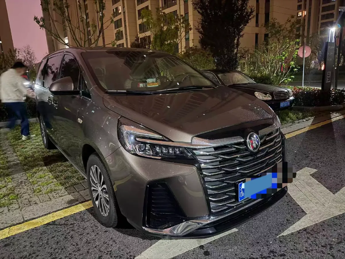 2023 Buick GL8 2.0T 237HP L4 9AT,autocango,china used car exporter,china ev exporter,chinese used car exporter,chinese used ev exporter