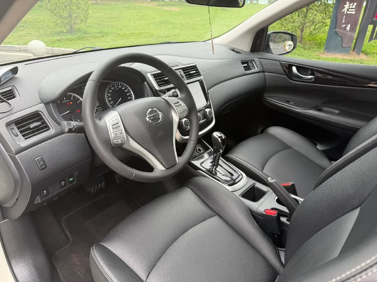 2021 Nissan Tiida 1.6L 122HP L4 CVT,autocango,china used car exporter,china ev exporter,chinese used car exporter,chinese used ev exporter