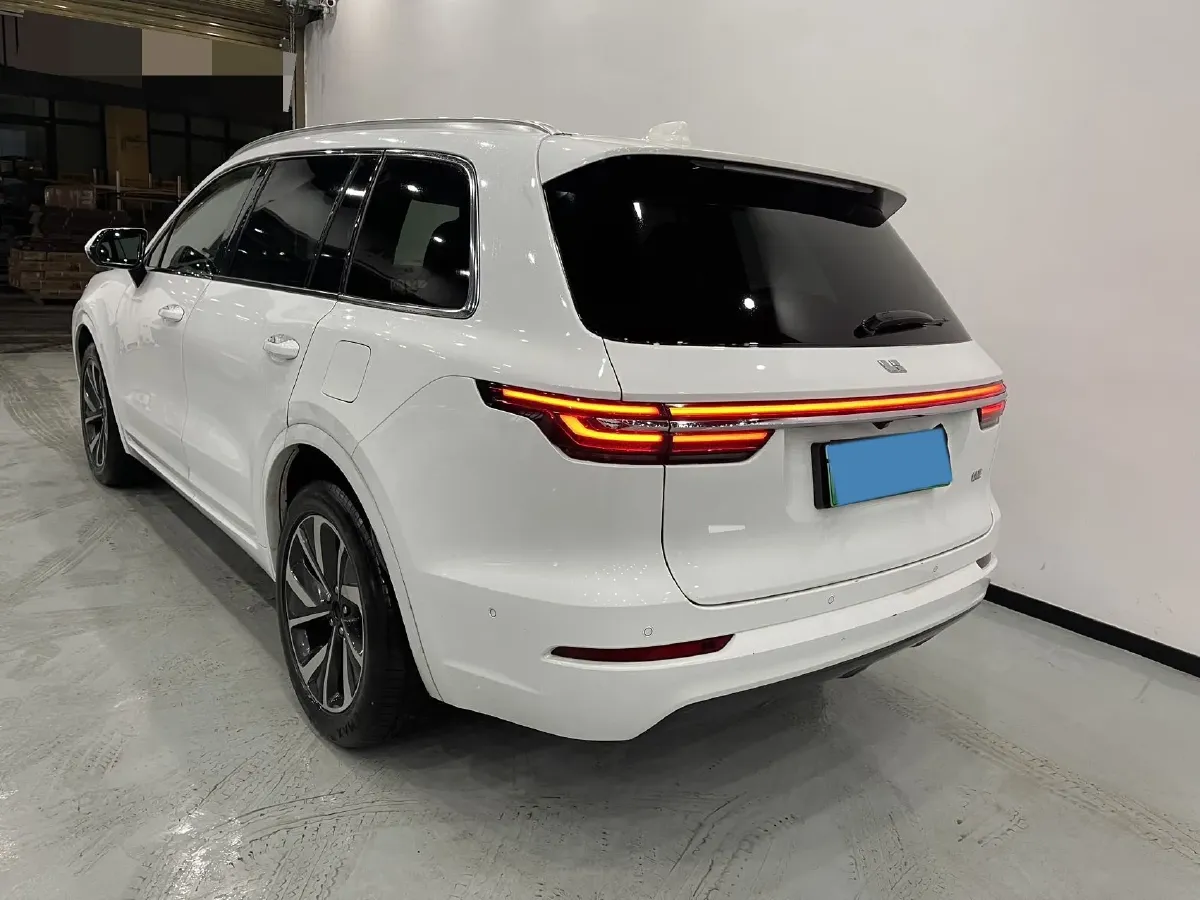 2021 Li ONE Range Extended 131HP REEV 40.5KWH,autocango,china used car exporter,china ev exporter,chinese used car exporter,chinese used ev exporter