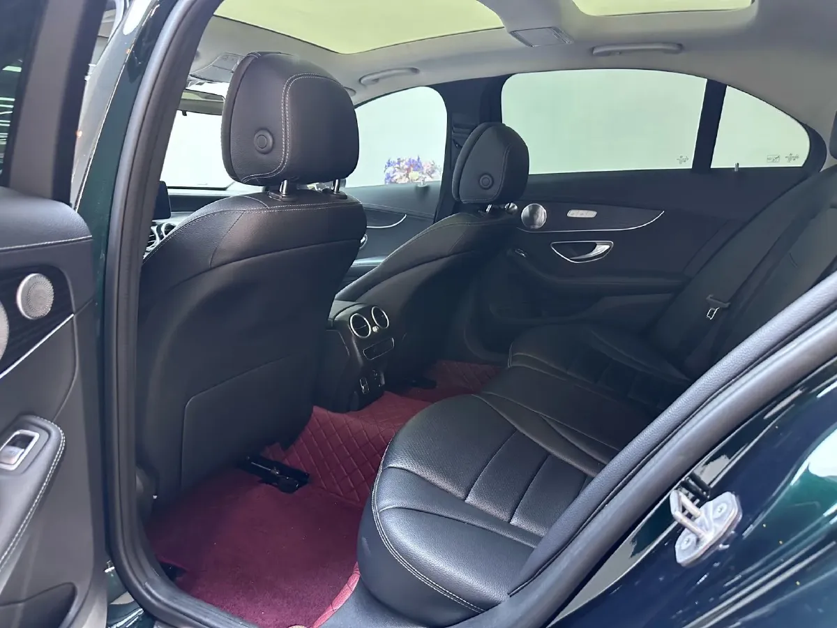 2021 Mercedes-Benz C Class 1.5T 156HP L4 9AT,autocango,china used car exporter,china ev exporter,chinese used car exporter,chinese used ev exporter