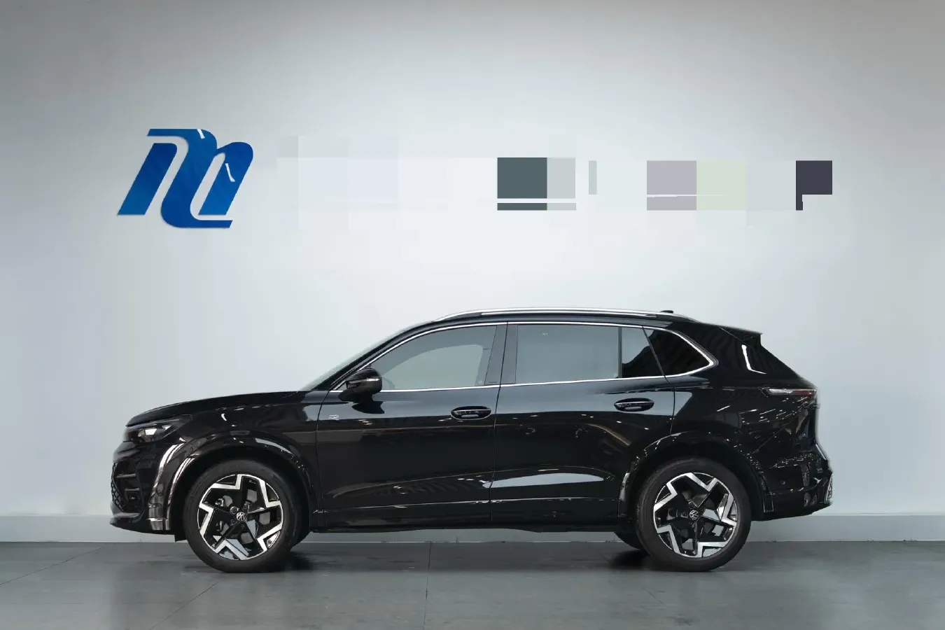 2025 Volkswagen Tiguan L 2.0T 220HP L4 7DCT,autocango,china used car exporter,china ev exporter,chinese used car exporter,chinese used ev exporter