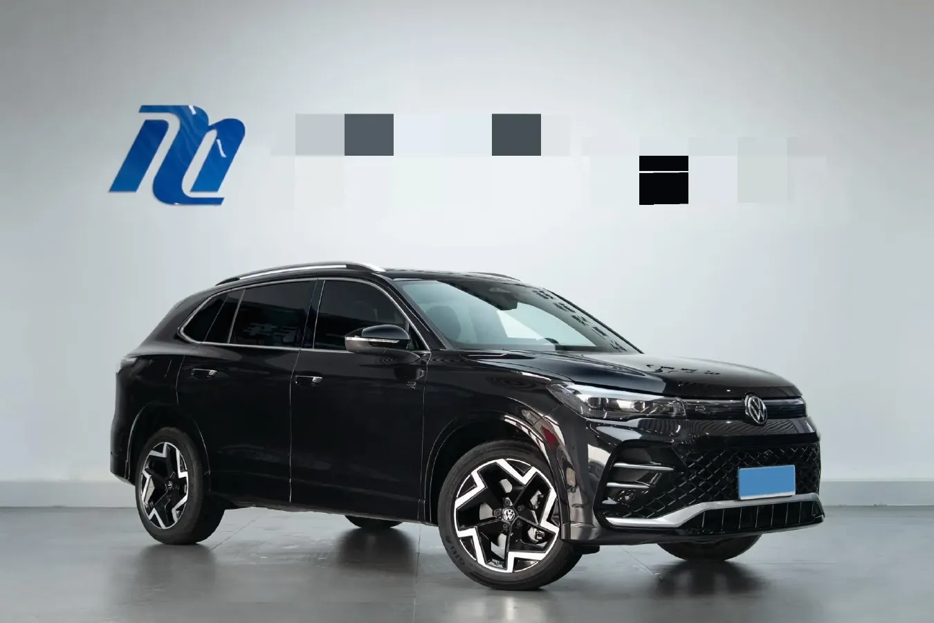 2025 Volkswagen Tiguan L 2.0T 220HP L4 7DCT,autocango,china used car exporter,china ev exporter,chinese used car exporter,chinese used ev exporter