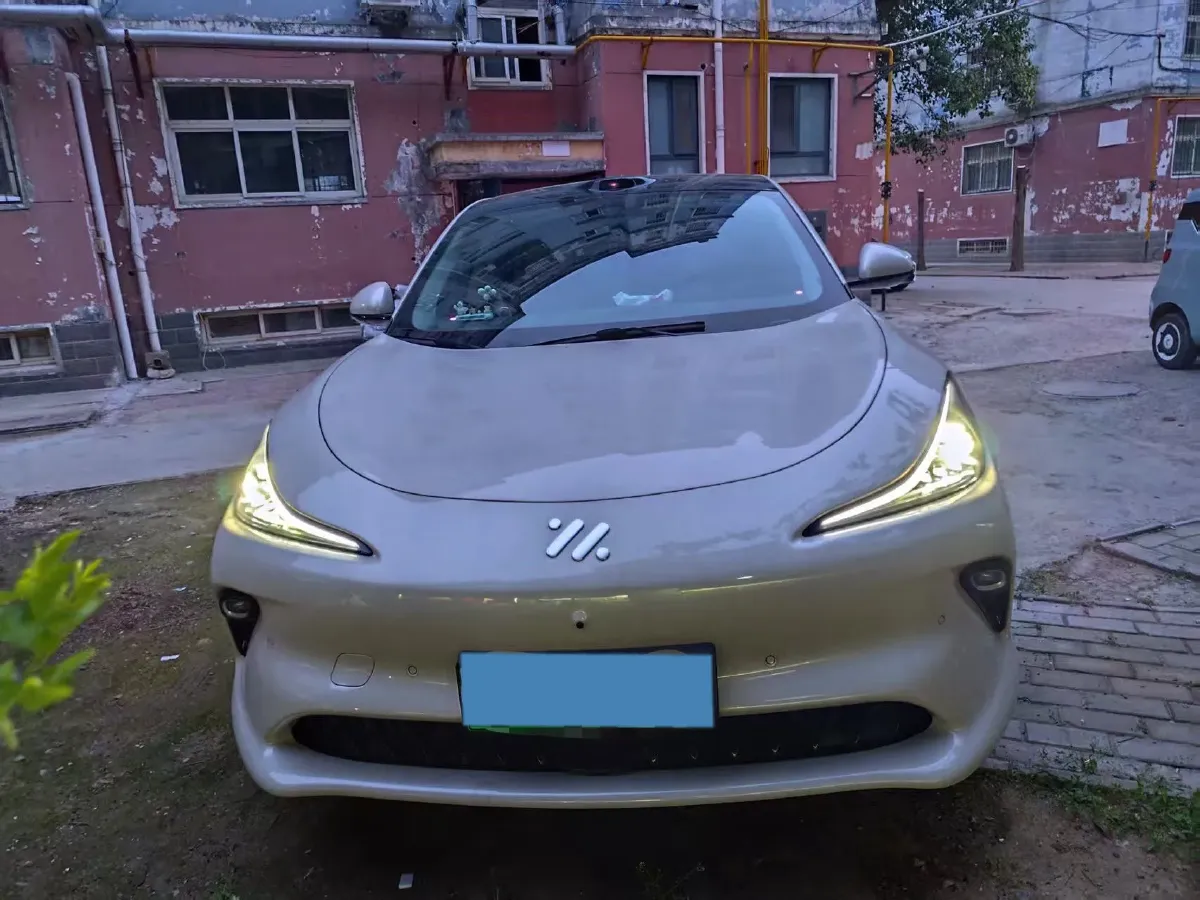 2025 IM LS6 BEV 75KWH,autocango,china used car exporter,china ev exporter,chinese used car exporter,chinese used ev exporter