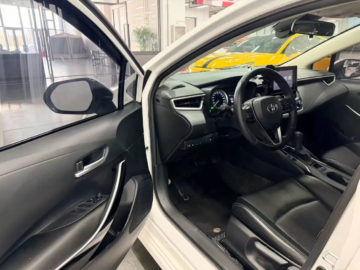 2022 Toyota Corolla 1.8L 98HP L4 E-CVT Hybrid,autocango,china used car exporter,china ev exporter,chinese used car exporter,chinese used ev exporter