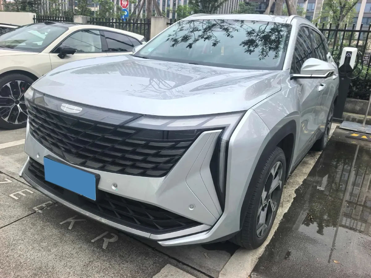 2023 Geely StarRay 1.5T 181HP L4 7DCT,autocango,china used car exporter,china ev exporter,chinese used car exporter,chinese used ev exporter