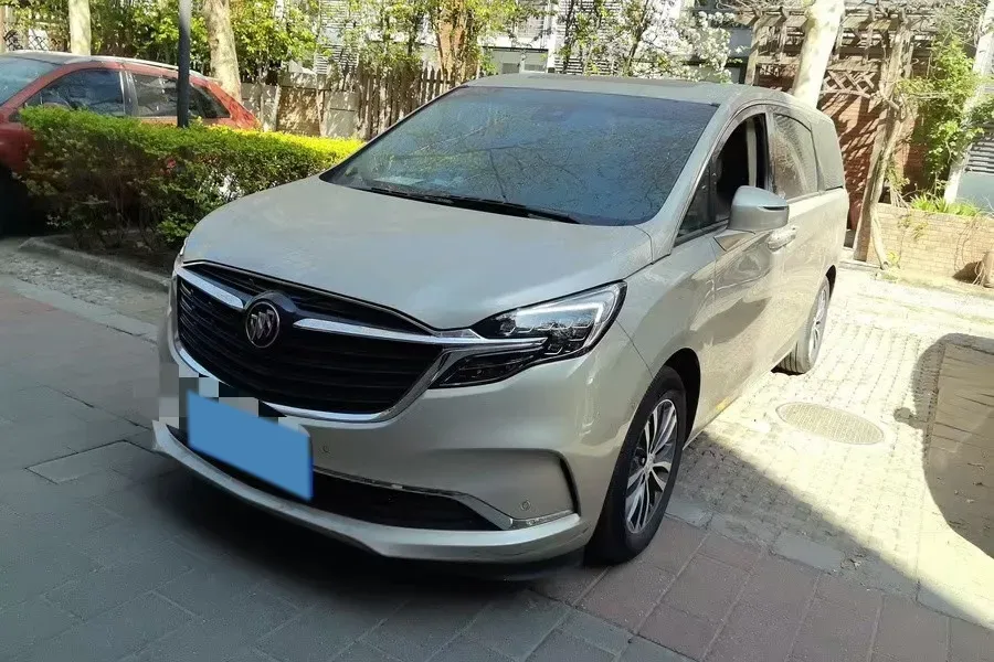 2022 Buick GL8 2.0T 237HP L4 9AT,autocango,china used car exporter,china ev exporter,chinese used car exporter,chinese used ev exporter