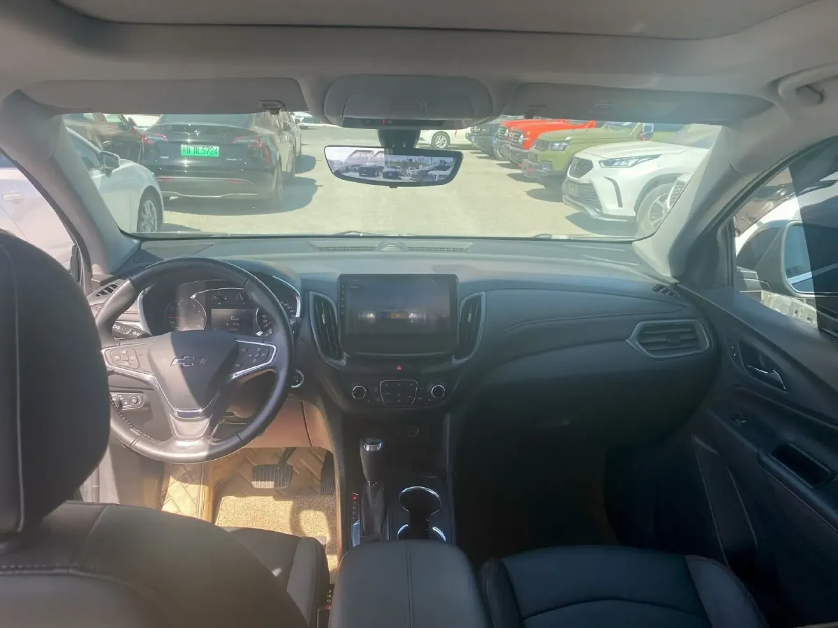 2019 Chevrolet Equinox 2.0T 260HP L4 9AT,autocango,china used car exporter,china ev exporter,chinese used car exporter,chinese used ev exporter