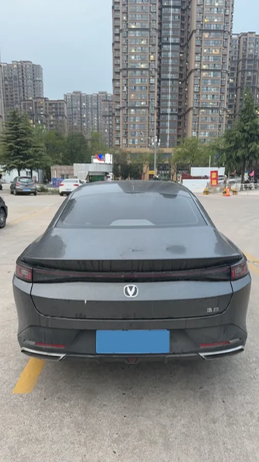 2025 ChangAn Eado 1.5T 192HP L4 7DCT,autocango,china used car exporter,china ev exporter,chinese used car exporter,chinese used ev exporter