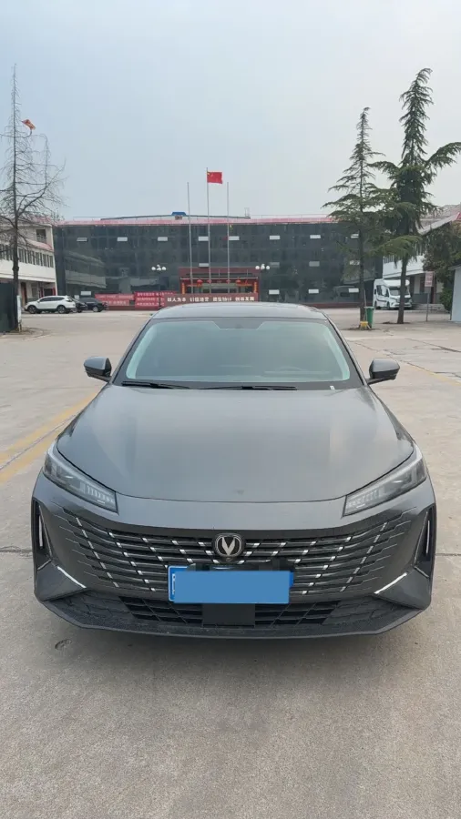 2025 ChangAn Eado 1.5T 192HP L4 7DCT,autocango,china used car exporter,china ev exporter,chinese used car exporter,chinese used ev exporter