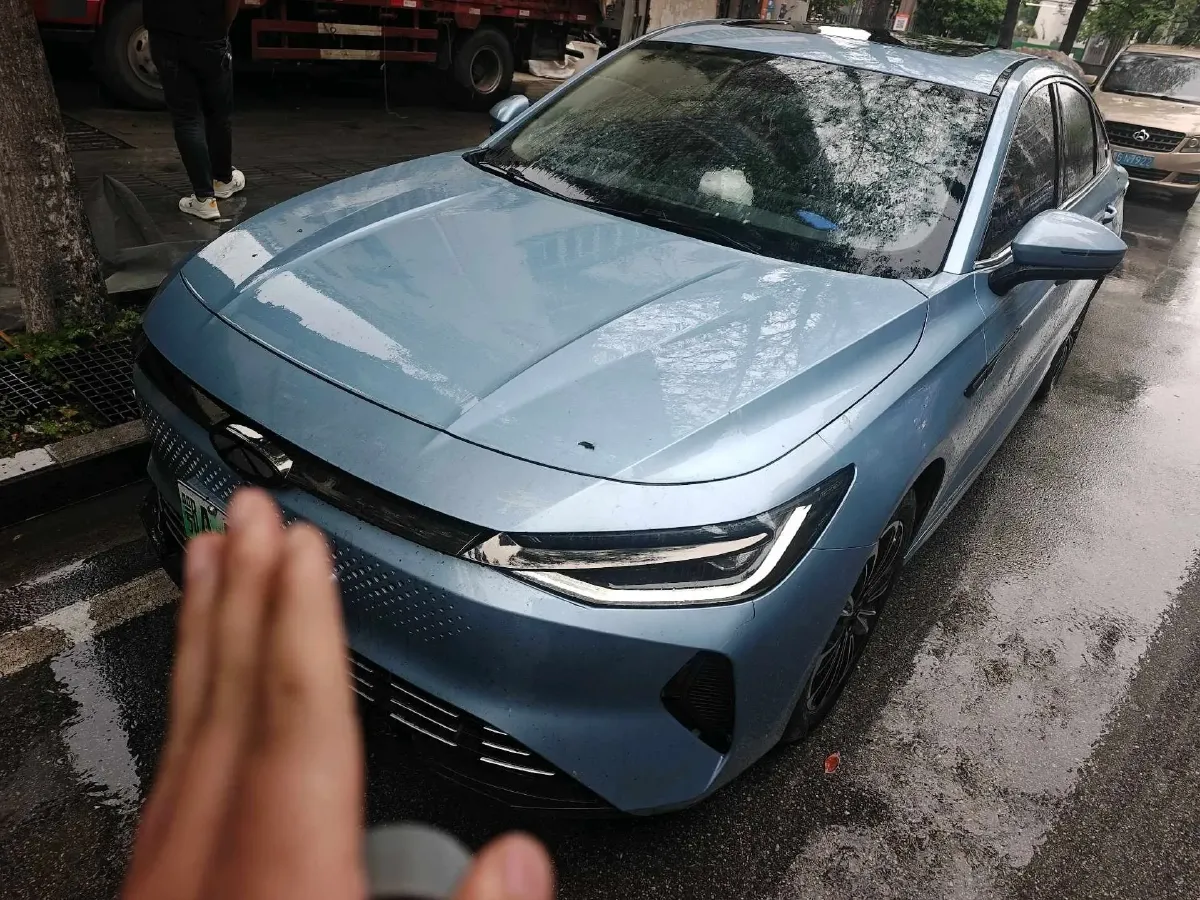 2024 Fulwin FulwinA8 1.5T 156HP L4 1DHT PHEV 18.3KWH,autocango,china used car exporter,china ev exporter,chinese used car exporter,chinese used ev exporter