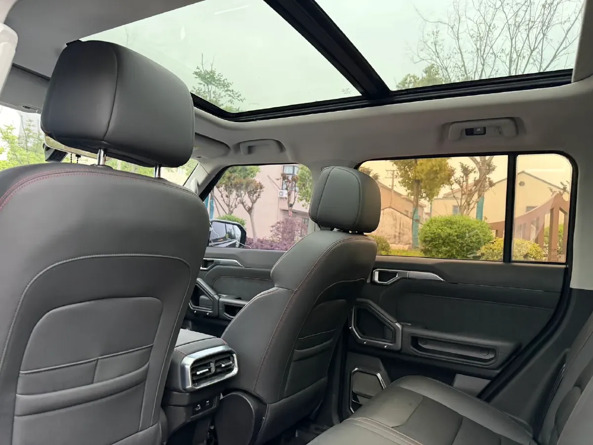 2023 Jetour Traveller 1.5T 184HP L4 7DCT,autocango,china used car exporter,china ev exporter,chinese used car exporter,chinese used ev exporter