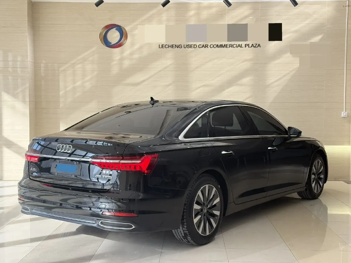 2020 Audi A6L 2.0T 190HP L4 7DCT,autocango,china used car exporter,china ev exporter,chinese used car exporter,chinese used ev exporter