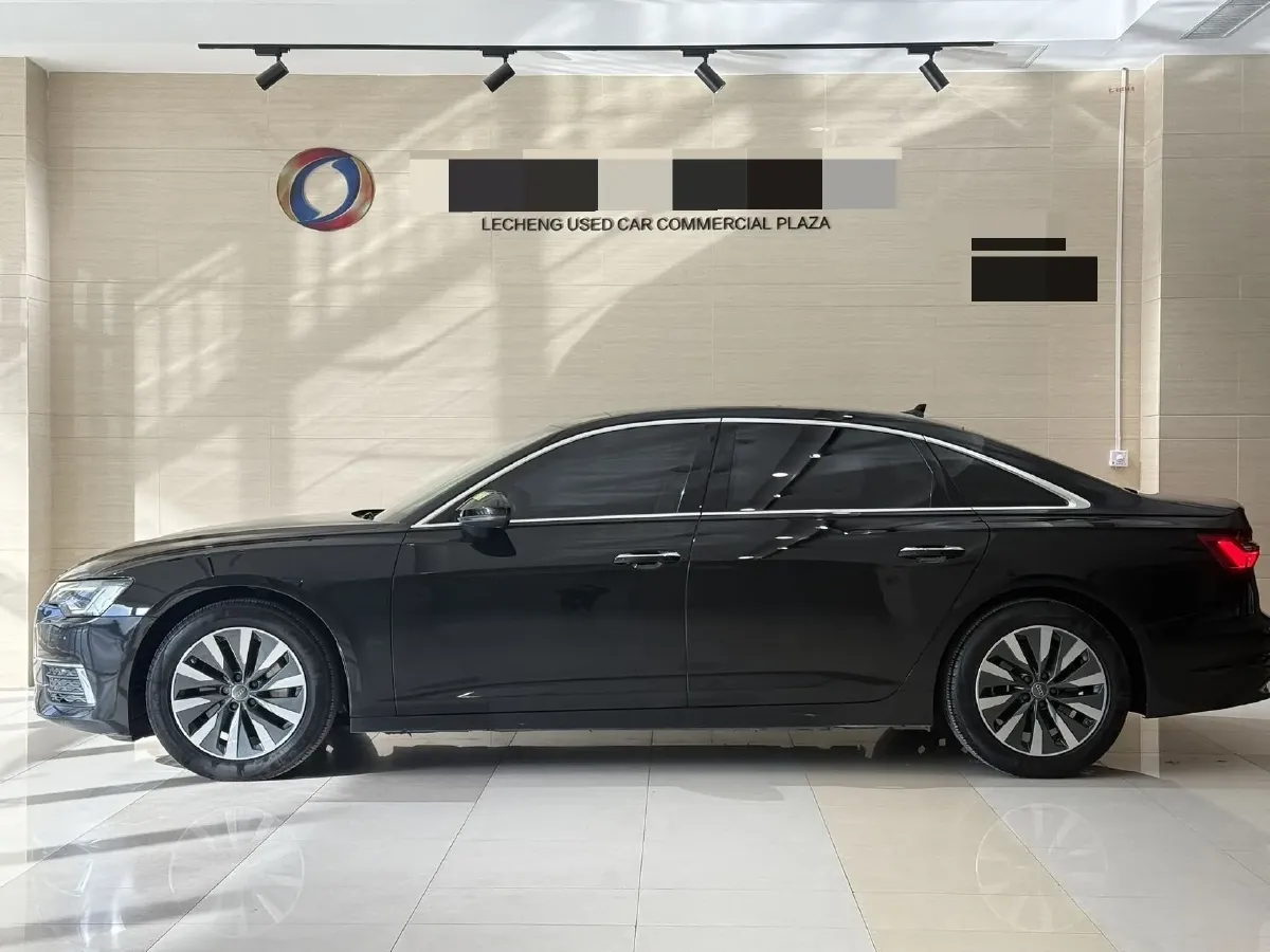 2020 Audi A6L 2.0T 190HP L4 7DCT,autocango,china used car exporter,china ev exporter,chinese used car exporter,chinese used ev exporter