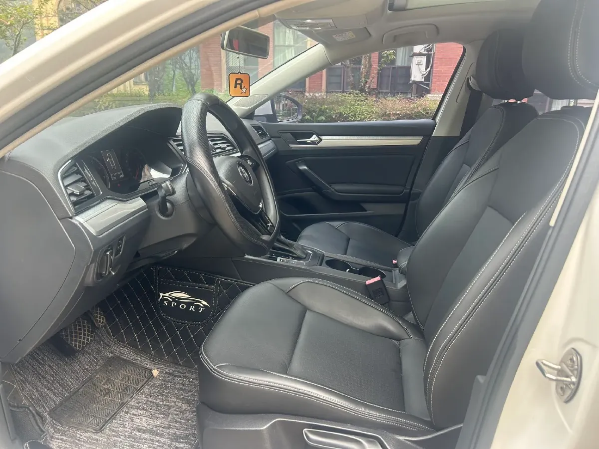 2019 Volkswagen Lamando 1.4T 131HP L4 7DCT,autocango,china used car exporter,china ev exporter,chinese used car exporter,chinese used ev exporter