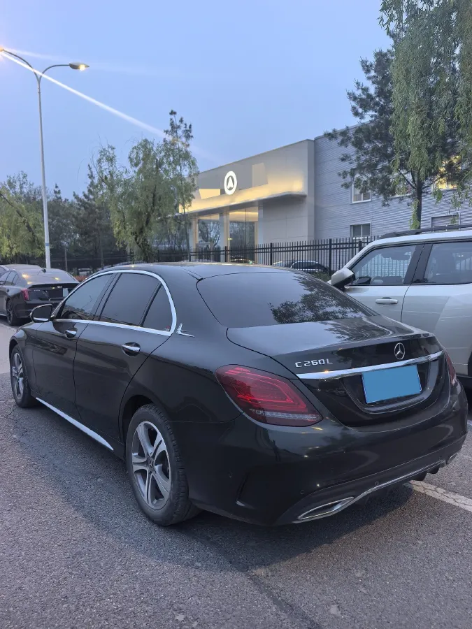 2020 Mercedes-Benz C Class 1.5T 184HP L4 9AT,autocango,china used car exporter,china ev exporter,chinese used car exporter,chinese used ev exporter