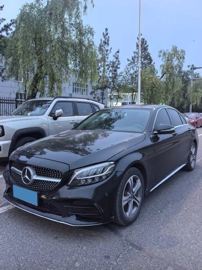 2020 Mercedes-Benz C Class 1.5T 184HP L4 9AT,autocango,china used car exporter,china ev exporter,chinese used car exporter,chinese used ev exporter