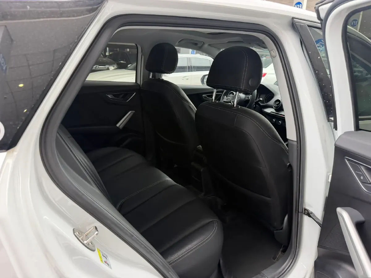 2020 Audi Q2L 1.4T 150HP L4 7DCT,autocango,china used car exporter,china ev exporter,chinese used car exporter,chinese used ev exporter