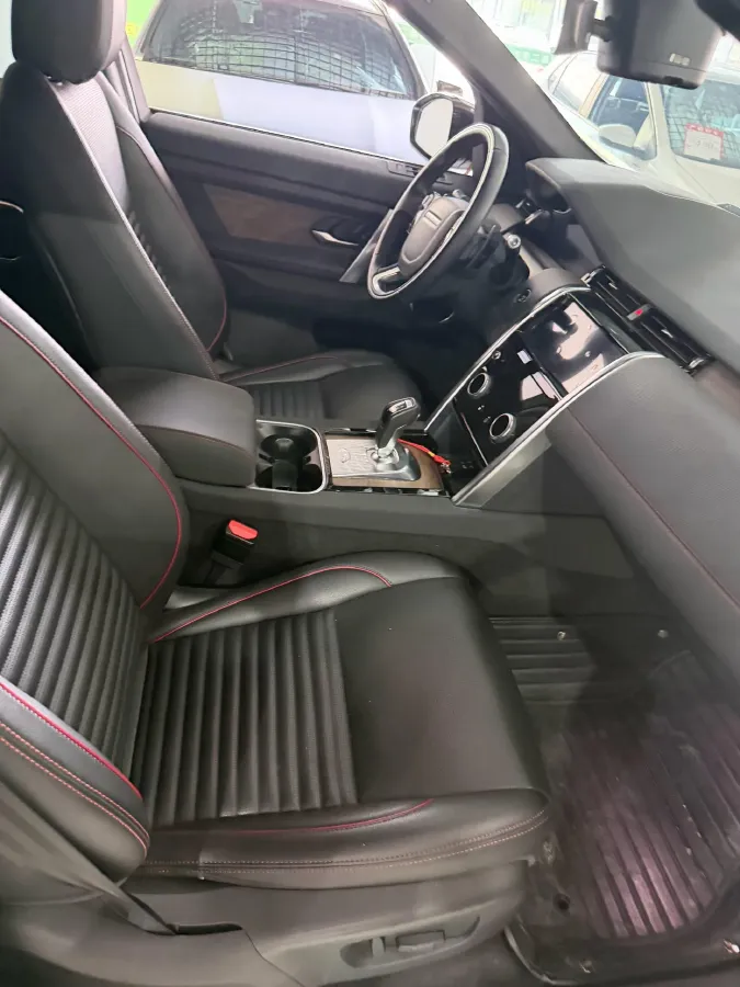 2020 Land Rover Discovery Sport 2.0T 249HP L4 9AT,autocango,china used car exporter,china ev exporter,chinese used car exporter,chinese used ev exporter