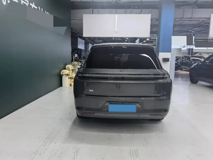 2023 Li L8 Range Extended 154HP REEV 40.9KWH,autocango,china used car exporter,china ev exporter,chinese used car exporter,chinese used ev exporter
