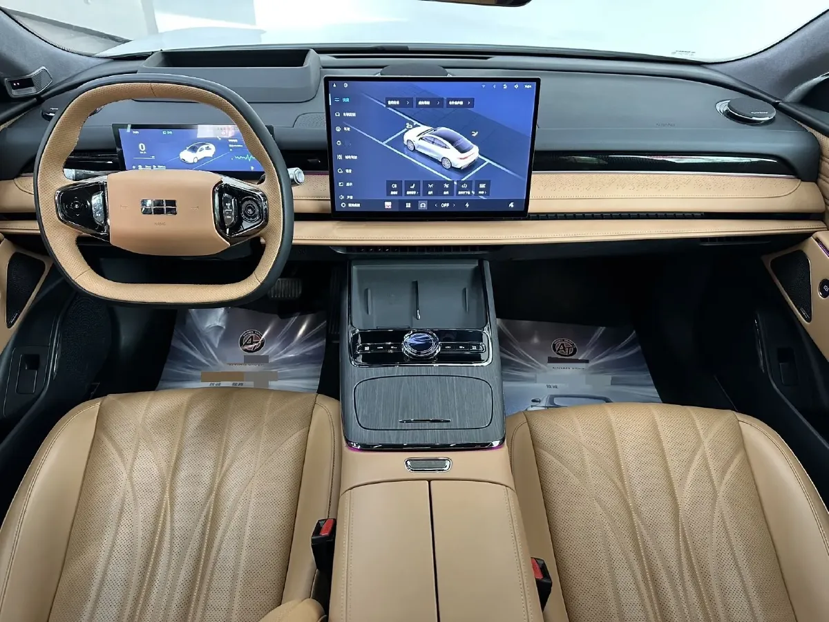 2025 Geely Galaxy Starshine 8 1.5T 163HP L4 3DHT PHEV 27.69KWH,autocango,china used car exporter,china ev exporter,chinese used car exporter,chinese used ev exporter