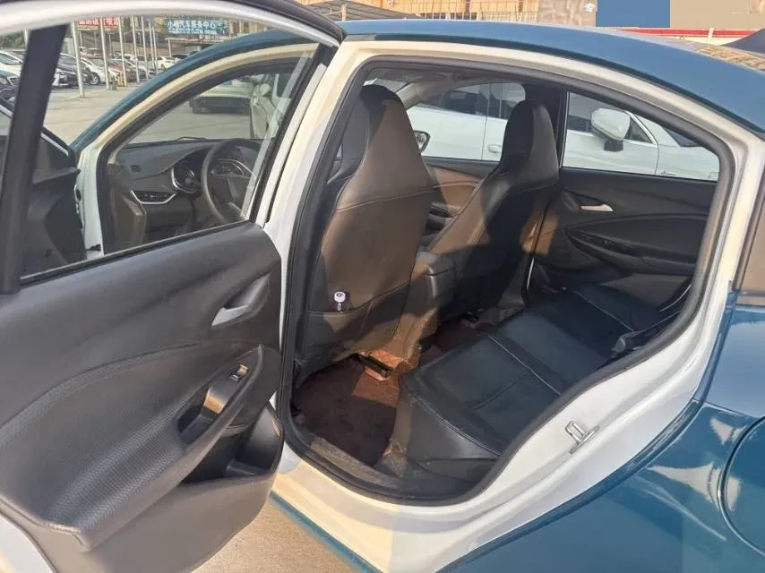 2021 Chevrolet Cavalier 1.0T 125HP L3 6AT,autocango,china used car exporter,china ev exporter,chinese used car exporter,chinese used ev exporter