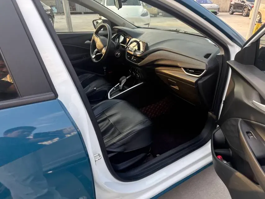 2021 Chevrolet Cavalier 1.0T 125HP L3 6AT,autocango,china used car exporter,china ev exporter,chinese used car exporter,chinese used ev exporter