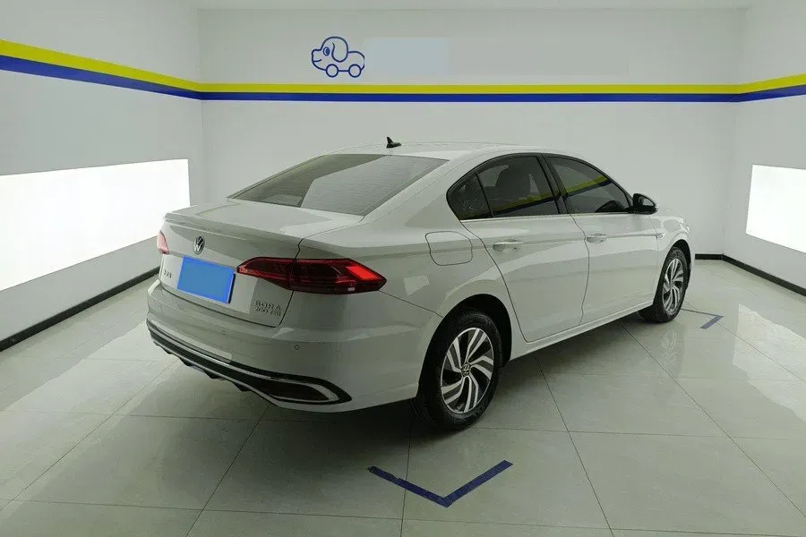 2023 Volkswagen Bora 1.2T 116HP L4 7DCT,autocango,china used car exporter,china ev exporter,chinese used car exporter,chinese used ev exporter