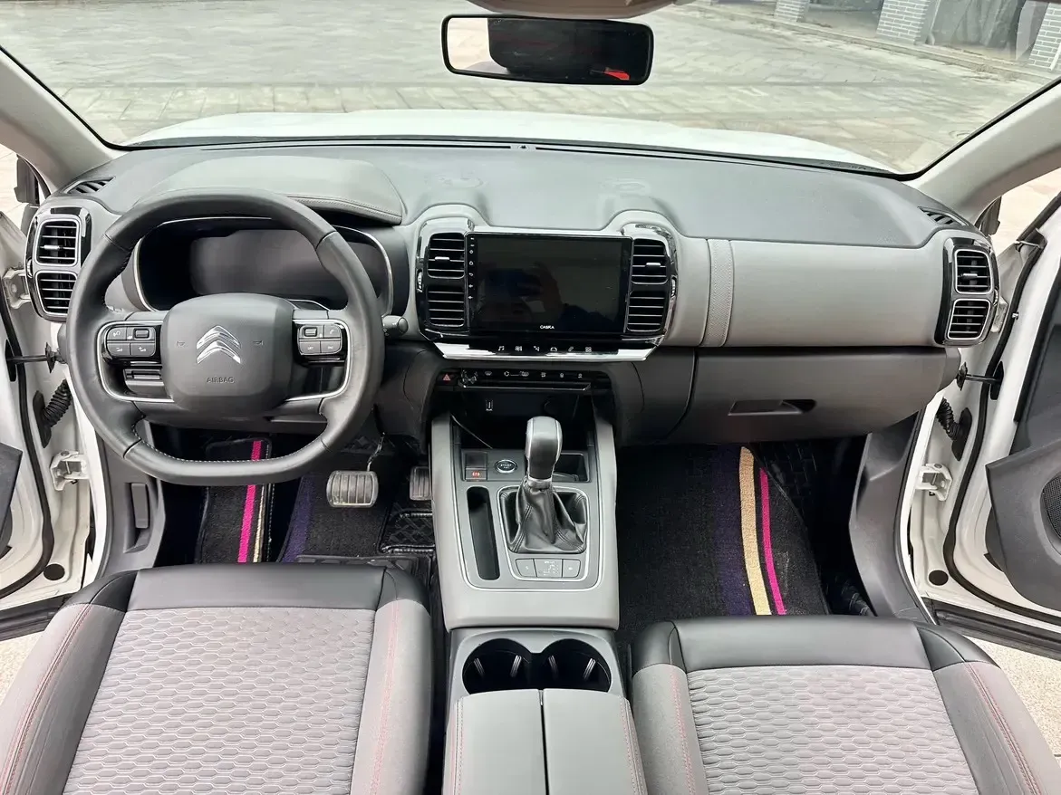 2017 Citroen C5 Aircross 1.6T 167HP L4 6AT,autocango,china used car exporter,china ev exporter,chinese used car exporter,chinese used ev exporter