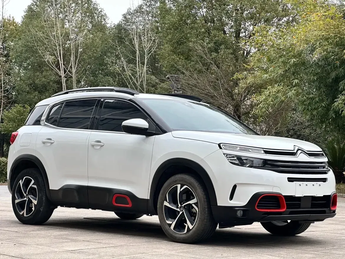2017 Citroen C5 Aircross 1.6T 167HP L4 6AT,autocango,china used car exporter,china ev exporter,chinese used car exporter,chinese used ev exporter