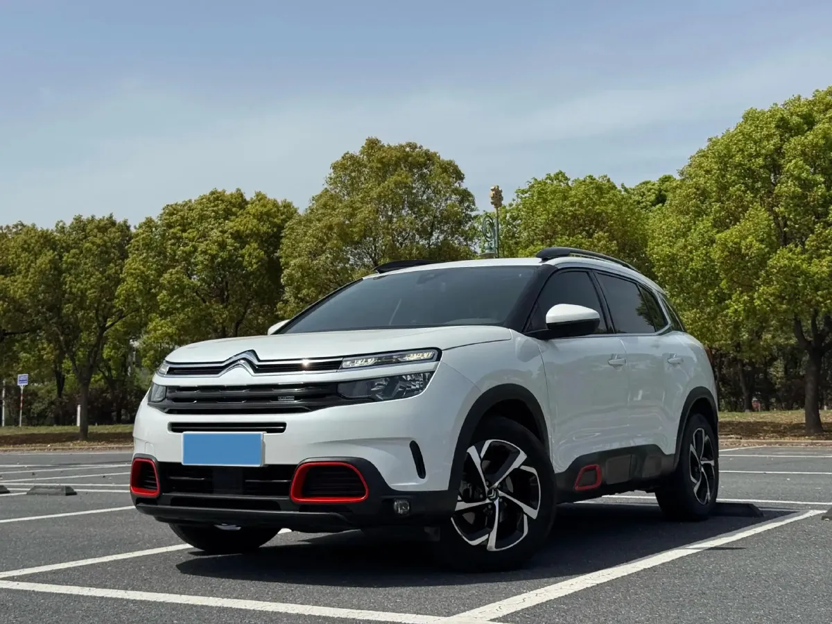 2017 Citroen C5 Aircross 1.6T 167HP L4 6AT,autocango,china used car exporter,china ev exporter,chinese used car exporter,chinese used ev exporter