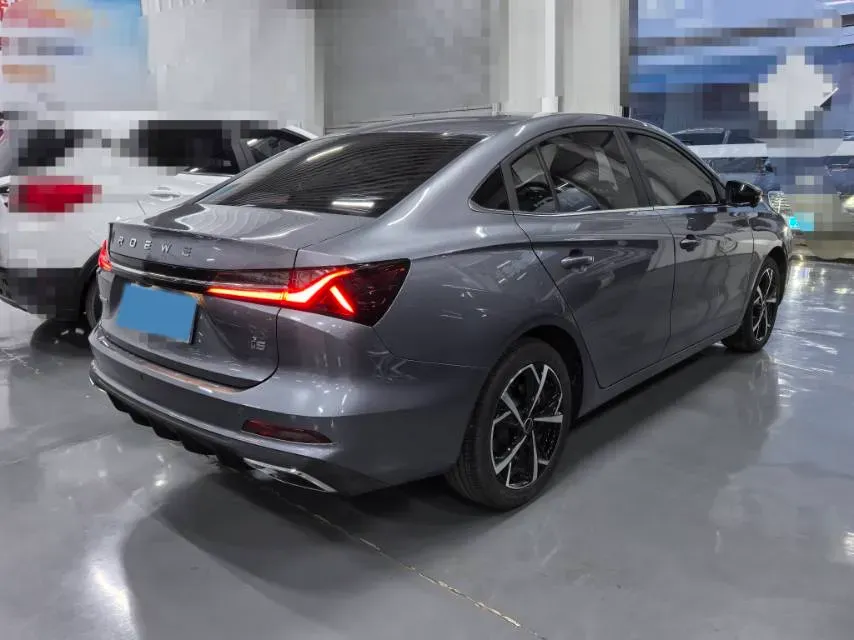 2023 Roewe i5 1.5L 129HP L4 CVT,autocango,china used car exporter,china ev exporter,chinese used car exporter,chinese used ev exporter